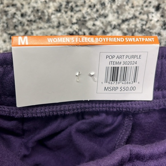 Champion Women’s Fleece Boyfriend Sweatpant- Size Medium- NWT - Picture 6 of 7